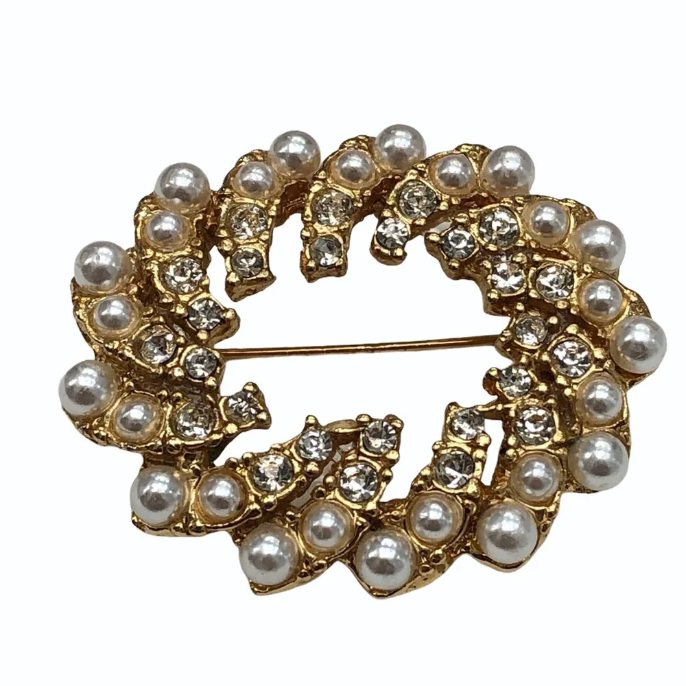 Vintage pearl crystal